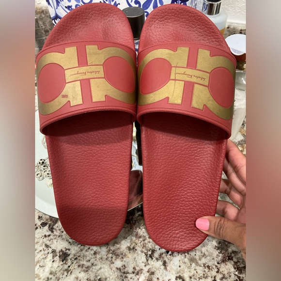 Salvatore Ferragamo Sandals - Picture 2 of 8